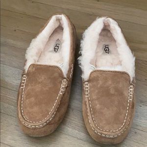 UGG Ansley Water Resistant Slipper